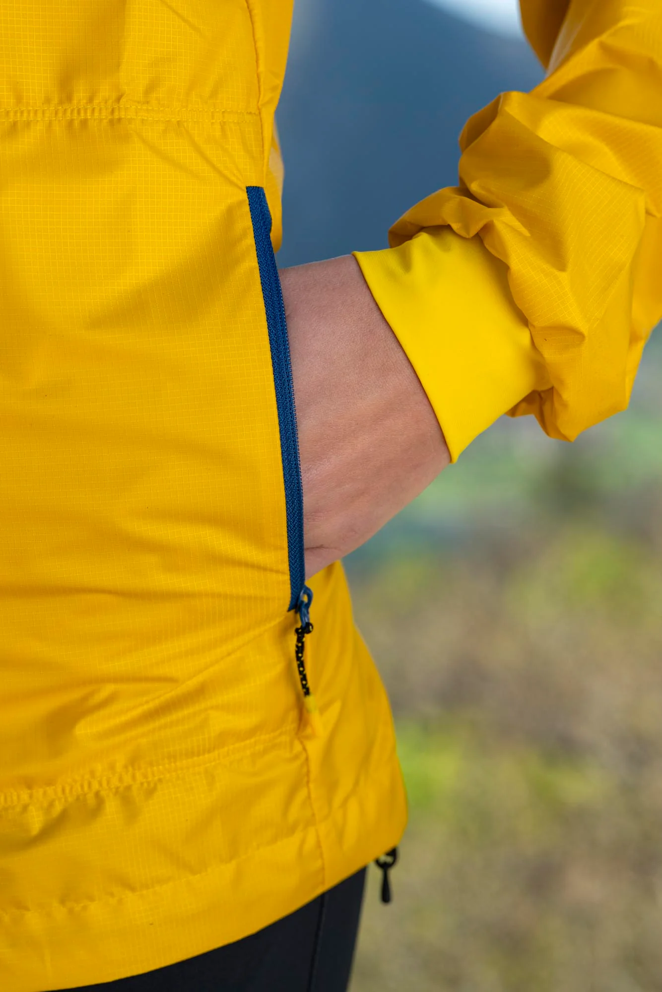 Veste coupe-vent Unisexe NAGALAKA - Image 6